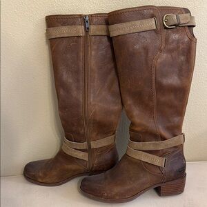 UGG Women's Brown Leather Boots